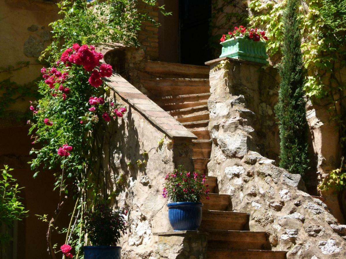 サント・マキシム Le Bastidon Saint-Michel Bed & Breakfast エクステリア 写真